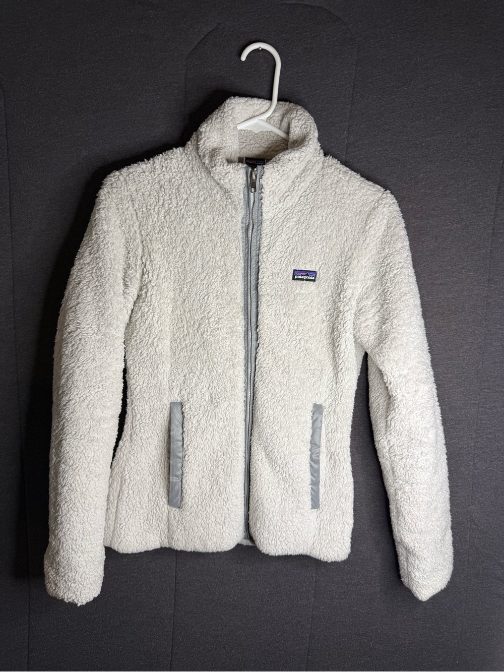 Patagonia Women's Cream Fleece Jacket - Cozy Zip-Up